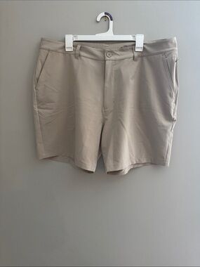 Men's Flat Front Chino Shorts in Light Taupe